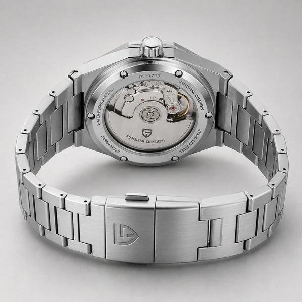 Caseback com fecho e elos met?licos em evid?ncia