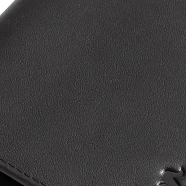 costura e textura do couro em carteira masculina preta