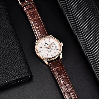 relógio masculino elegante com pulseira de couro marrom em cena premium