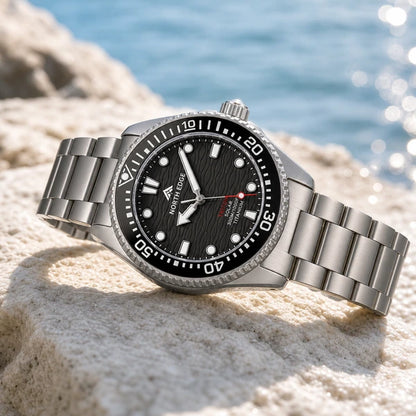 relógio masculino de mergulho North Edge Triton preto em composição solar premium