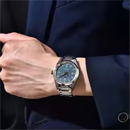Uso elegante no pulso masculino