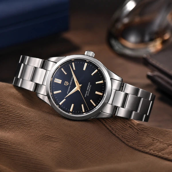 Madeira casual com caixa prata e face escura